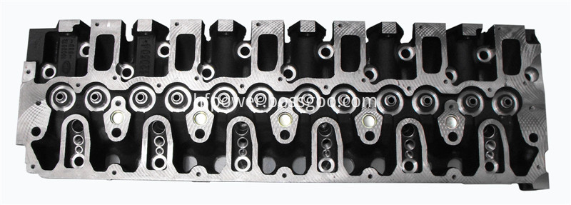 BF6M2012 Ccylinder head (1)