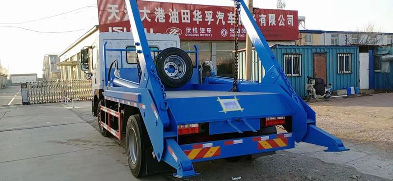 دونغفنغ 3-5cbm تخطي شاحنة لجمع القمامة للبيع