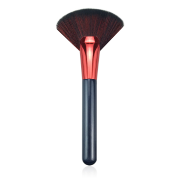 Large Fan Brush Bronzer Brush