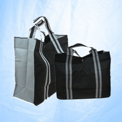 Pp Non Woven Bags Bottom With Cardboard Paper Or Pplastic Paper Inside For Strength