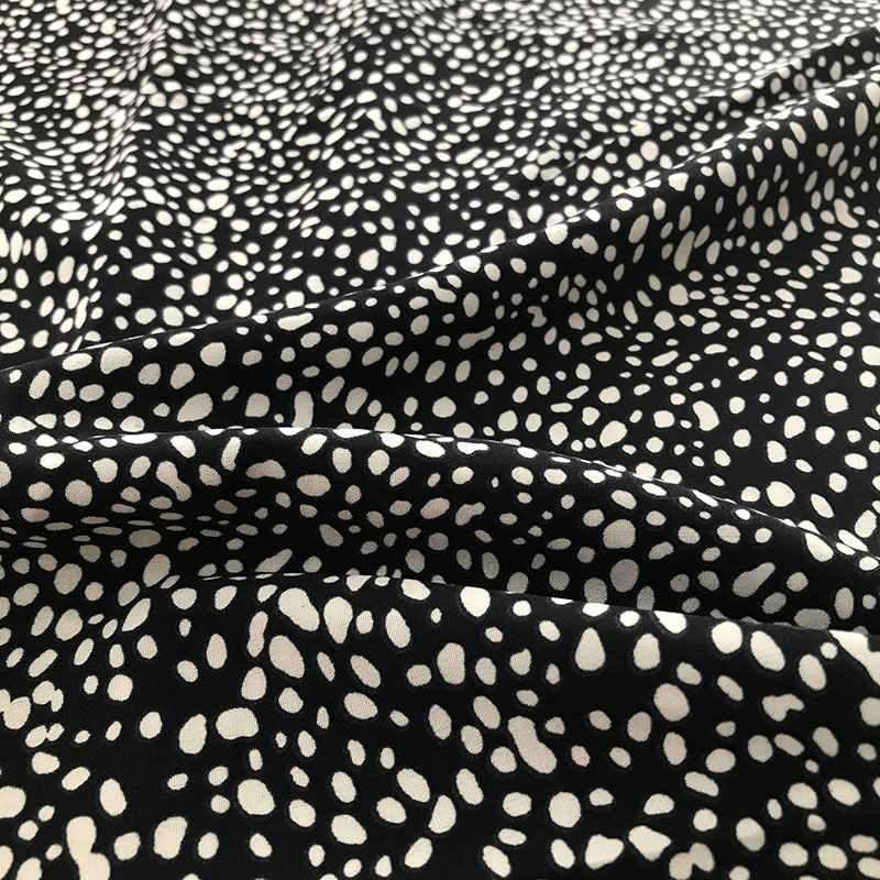 New product  floral pattern  polyester fabric factory sales poplin printed fabric for women