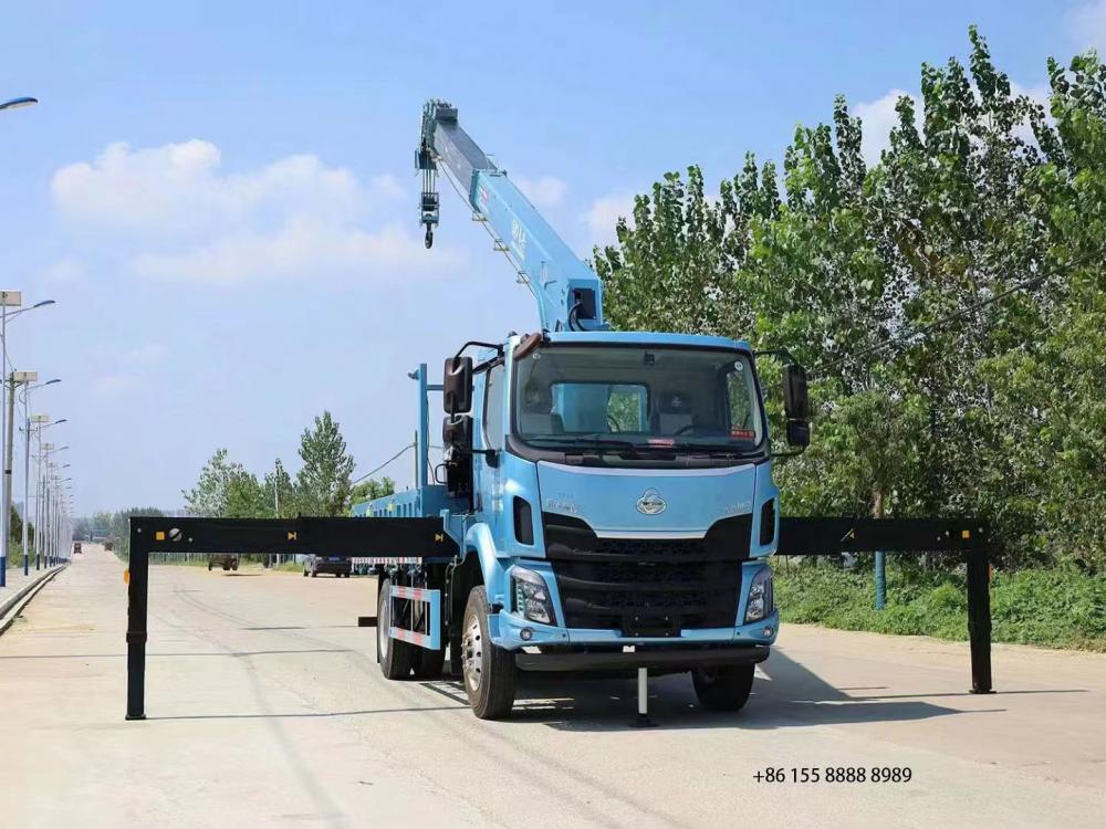 Crane Truck 3 Jpg