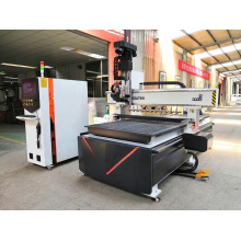 Máquina de roteador CNC de móveis de madeira