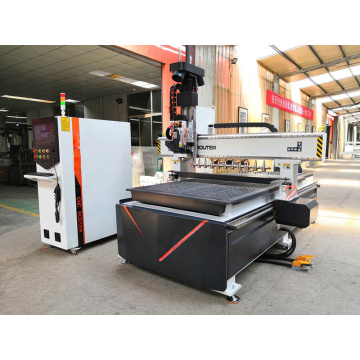 Máquina de roteador CNC de móveis de madeira