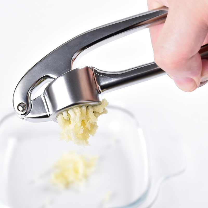 garlic press