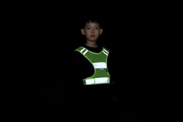 reflective mesh safety vest