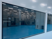 Clean room window factory