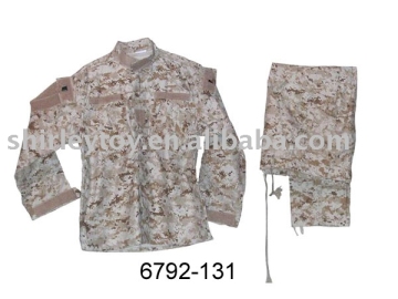 US desert uniform