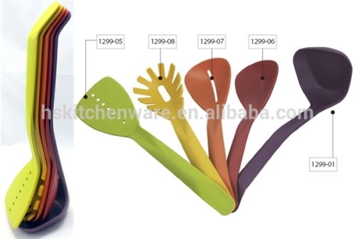 2015 Best Modern high quality eco-friendly 100% nylon food grade kitchen utensil HS1299A