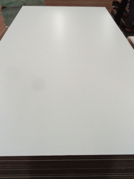 White faced film mel amine plywood