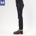 Özelleştirilmiş 22oz Selvedge Mens ağır denim ince kot pantolon