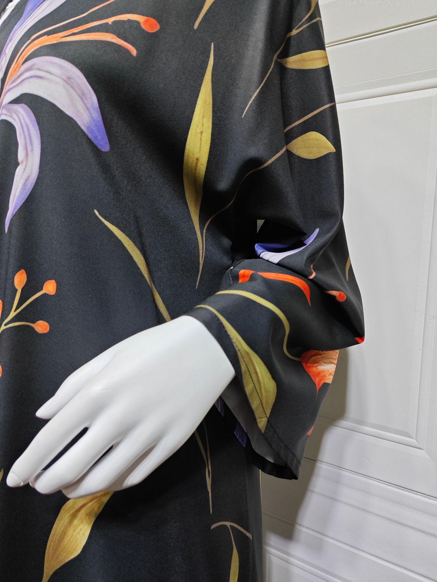 Ubaxa Daabacan ee Furan ee Abaya Maro Maro MQ252 (5) Floral Printed Open Front Abaya Matching Scarf MQ252 (5)