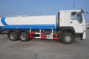 Sinotruk Howo Water Sprinkling Tank Truck