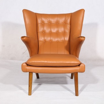 Hans J. Wegner Papa Bear Chair replica