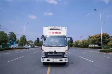 4x2 refrigerator freezer refrigerated truck