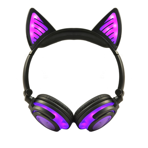 Casque d&#39;écoute stéréo sans fil à oreilles de chat colorées à LED