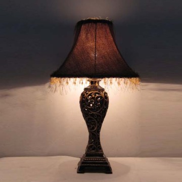 Tiffany resin table lamp