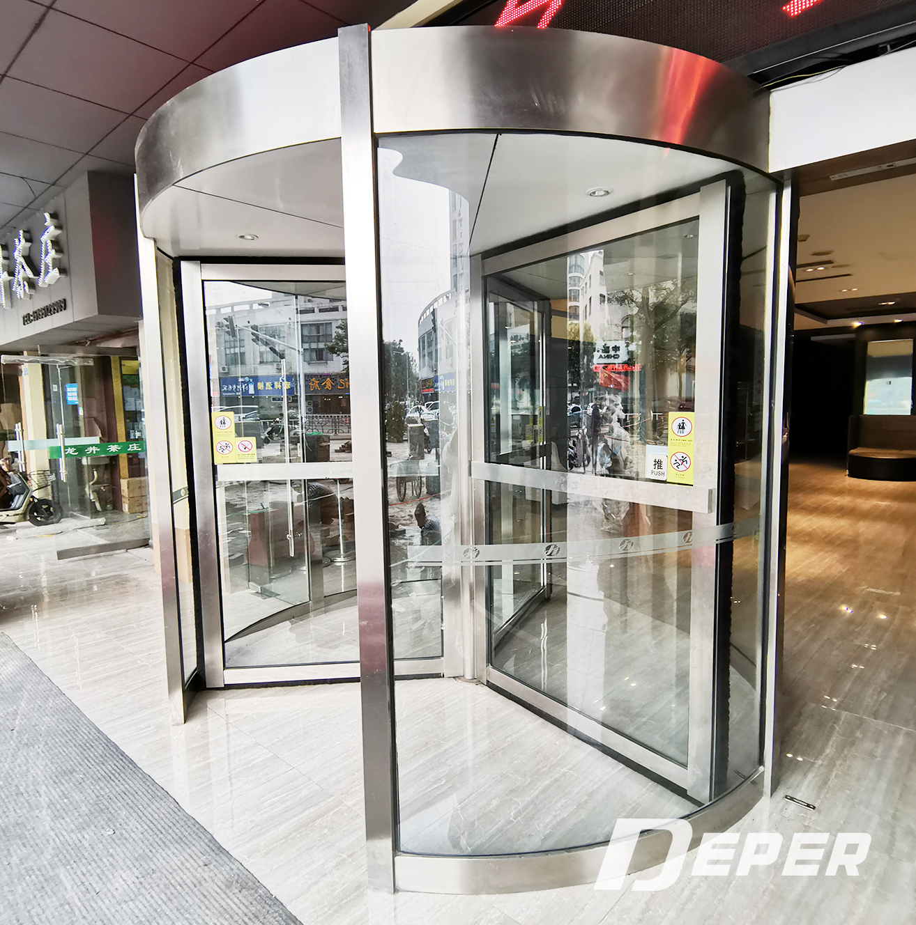 Smart rotating 3 wings manual or automatic revolving door for hotel project