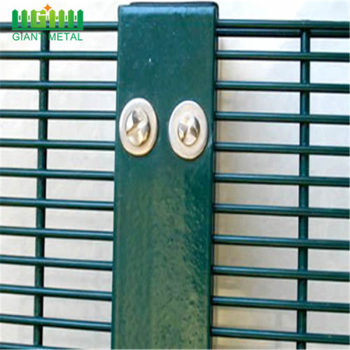 Tấm hàng rào bằng kim loại được xử lý áp lực 358