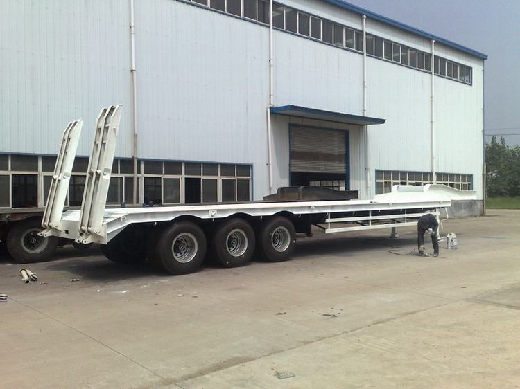 3 محاور الهيدروليكية Gooseneck Lowboy Lowbed مقطورة