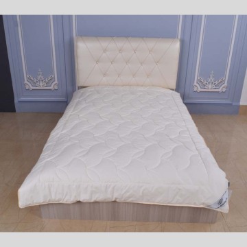 High Quality Luxury Wool Quilt