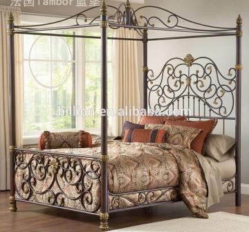 wrought iron canopy beds