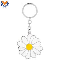 Metal Customized White Enamel Flower Keychain