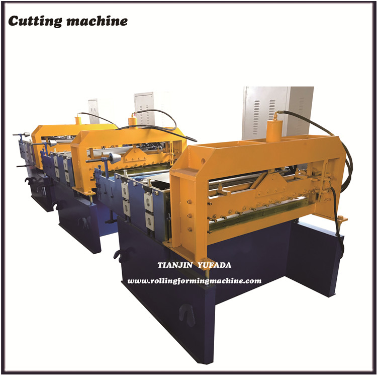 Automatic slitting machine with laminating function