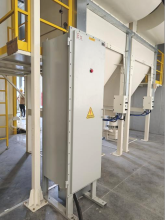 Positive pressure explosion-proof distribution cabinet