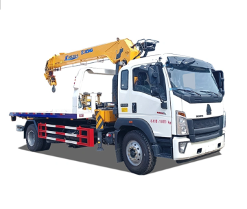 HOWO 10 Tons Road Recovery Truck with Crane
