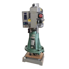 Automatic Multi-axis Tapping Machine: Gear Type Automatic Tapping Machine" 

However, if you're looking for a more concise and SEO-friendly title, consider:

"Gear Type Automatic Multi-axis Tapping Machine