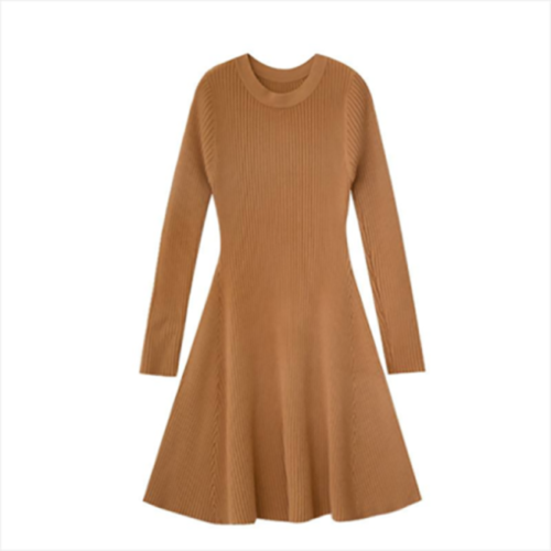 Модное и универсальное коричневое трикотажное платье
