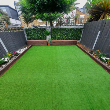 Solución de hierba artificial versátil de patio
