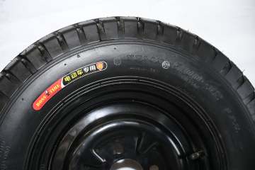 Wheels and Tires Solutions for Electric Vehicles