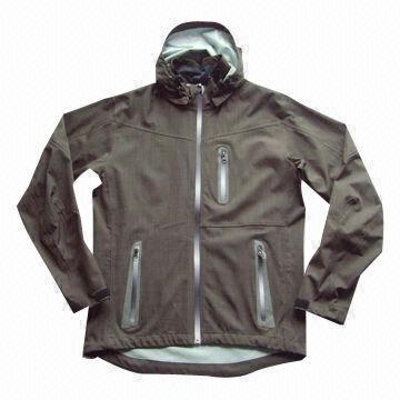 Windbreaker with technical performance and taped seams