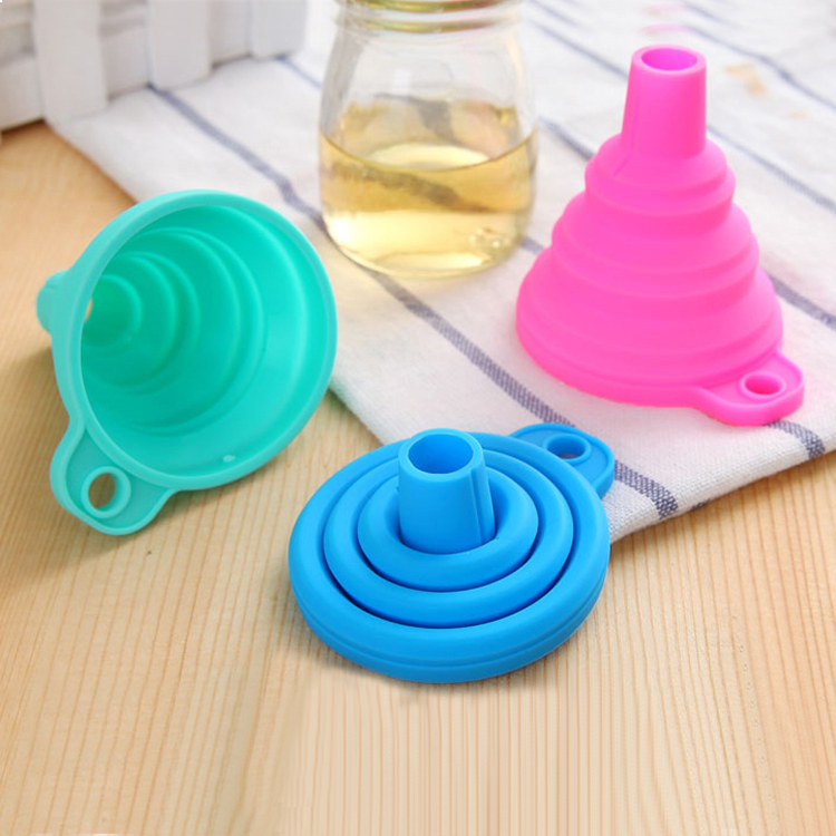 Silicone Collapsible Funnel Foldable Kitchen Funnel BPA Free Funnels for Kitchen, Bottle Oil Liquid Powder Transfer