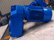 Parallel shaft helical gear motor reducer F series