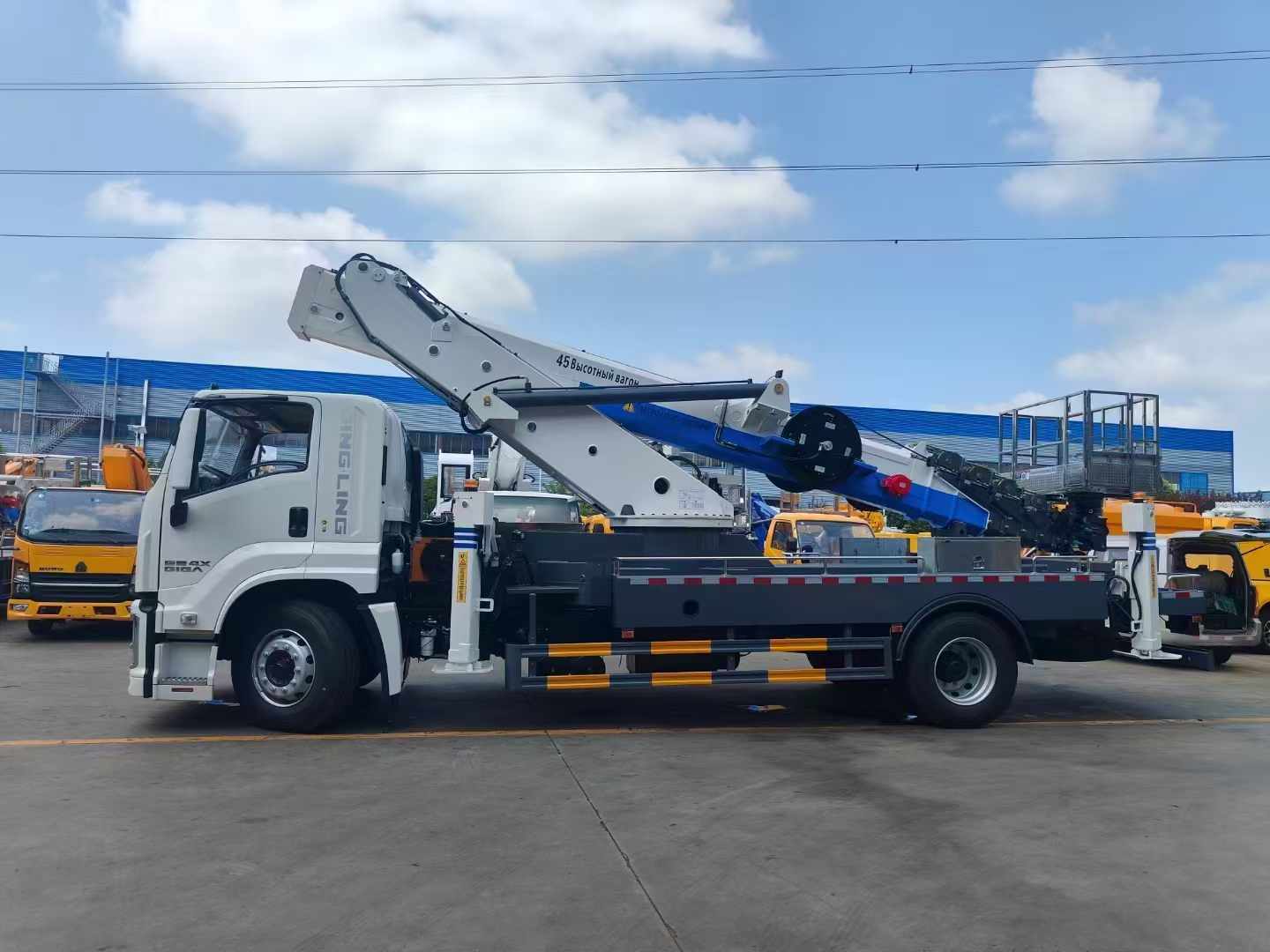 Camión LED (2) LED TRUCK (2)