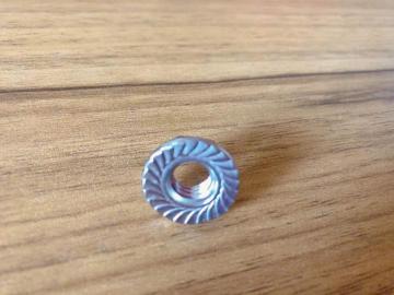 high quality flange nut
