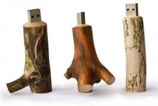 Funny Shape 4gb Wooden Usb Flash Drive / Logo Usb Flash Drive