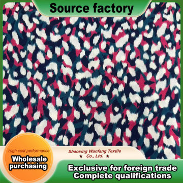 Red Mimi Eye Floral Pattern