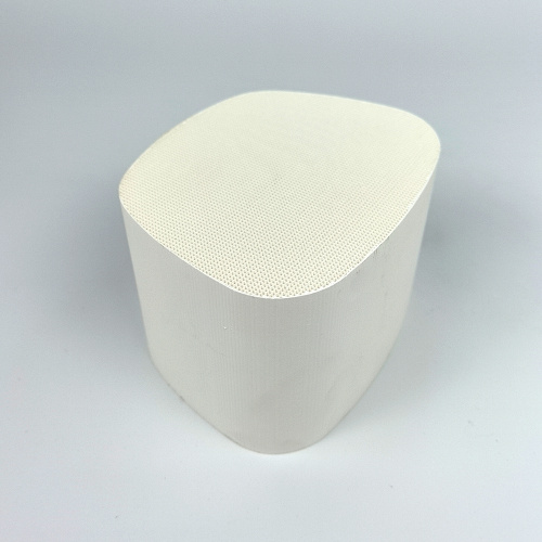 Euro 6 SCR Ceramic Catalyst Catalyst Converter Auto Honeycomb Ceramic Catalyst Substrate Supplier