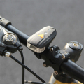 Luce anteriore ricaricabile in bicicletta LED USB