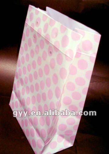 pink dot gift bag