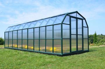 Pc garden greenhouse with plastic sheeting