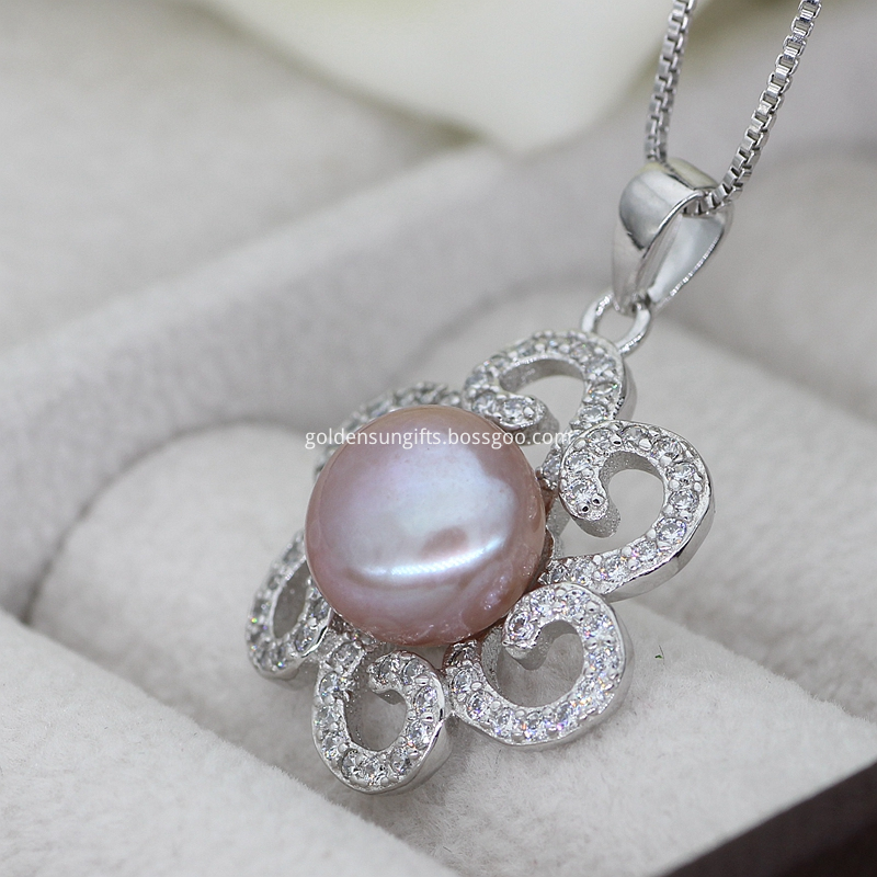 purple Pearl Pendant