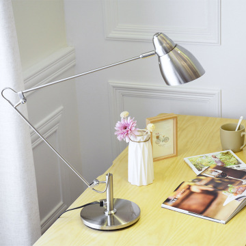 Lampada da tavolo decorativa in metallo LEDER