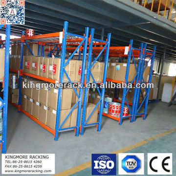 Warehouse storage middle duty wide span stacking rack & shelves system