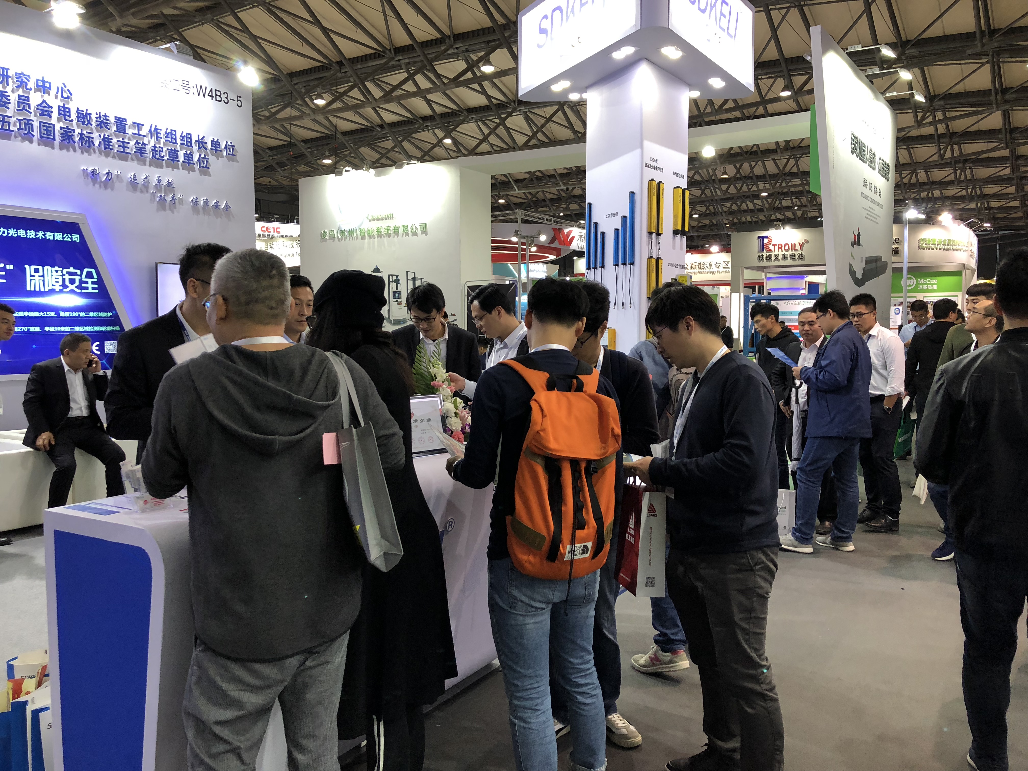 Стендная стенд Sdkeli на Cemat Asia 2018 SDKELI booth at CeMAT ASIA 2018