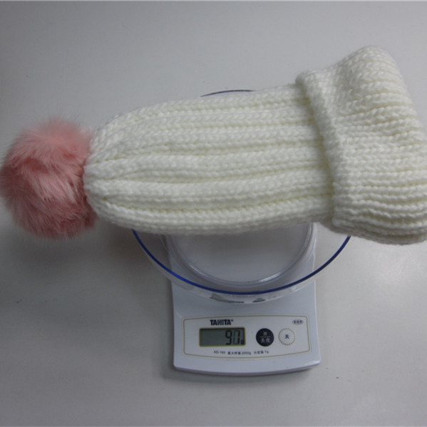 Pompom Hat (4)